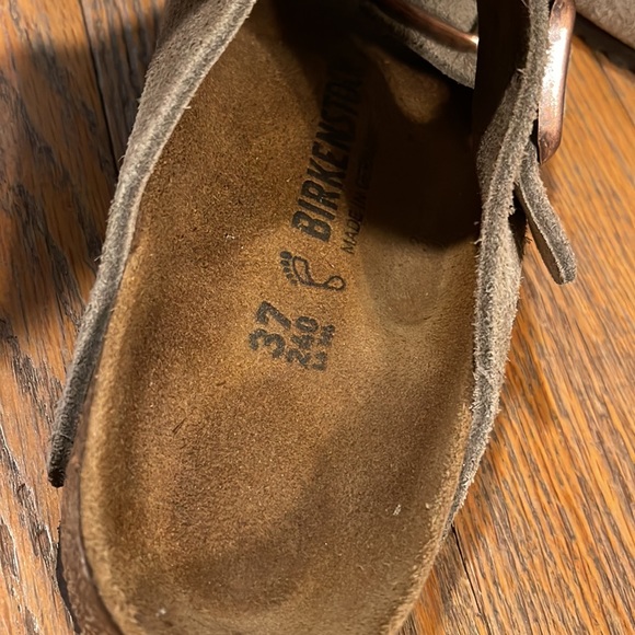 Taupe Suede Birkenstocks - Picture 4 of 4